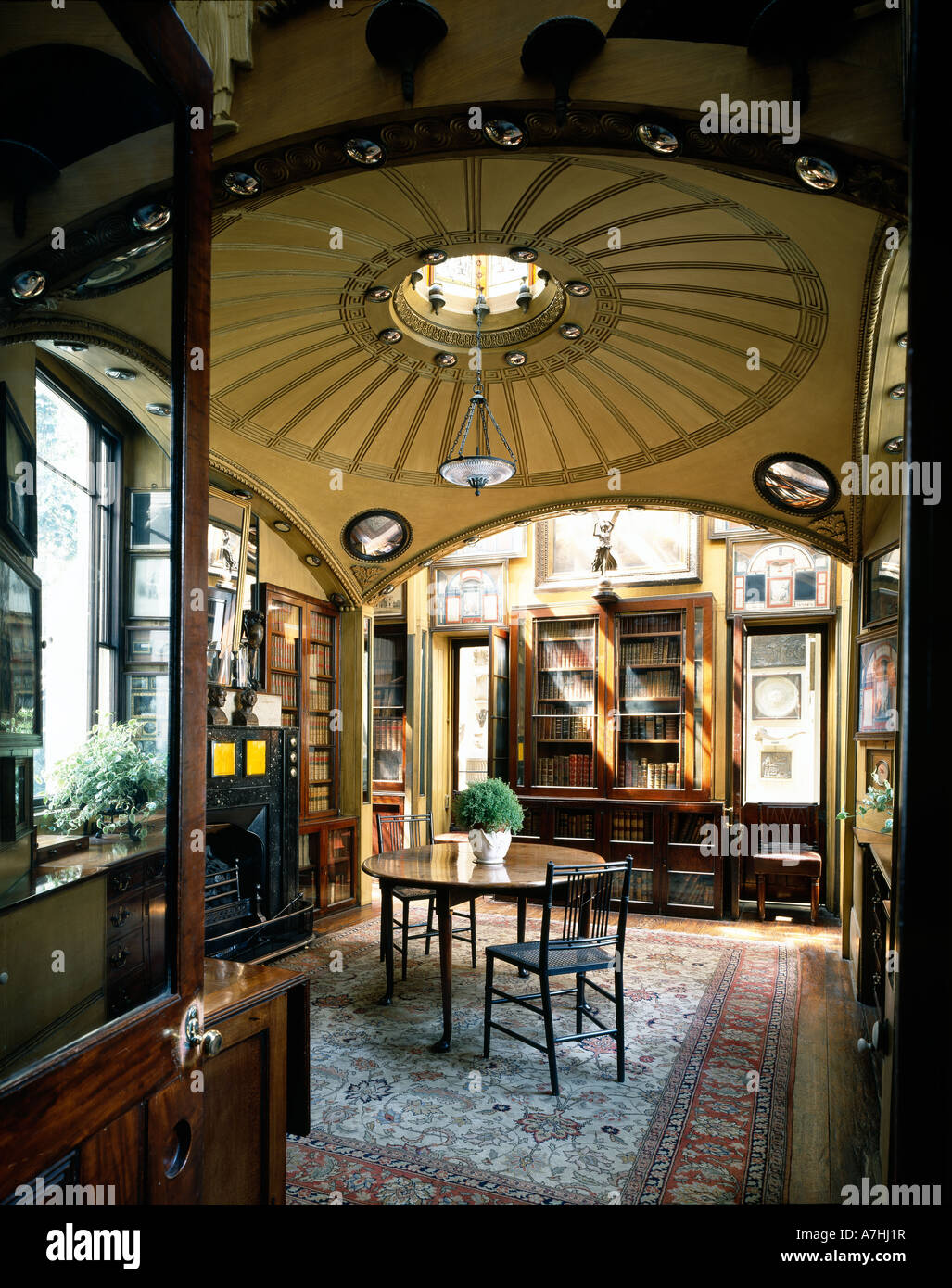 Sir John Soane S Museum Lincoln S Inn Fields London Architect Sir John Soane Stock Photo Alamy Sir John Soane S Museum Lincoln S Inn Fields London Architect Sir John Soane Stock Photo Alamy