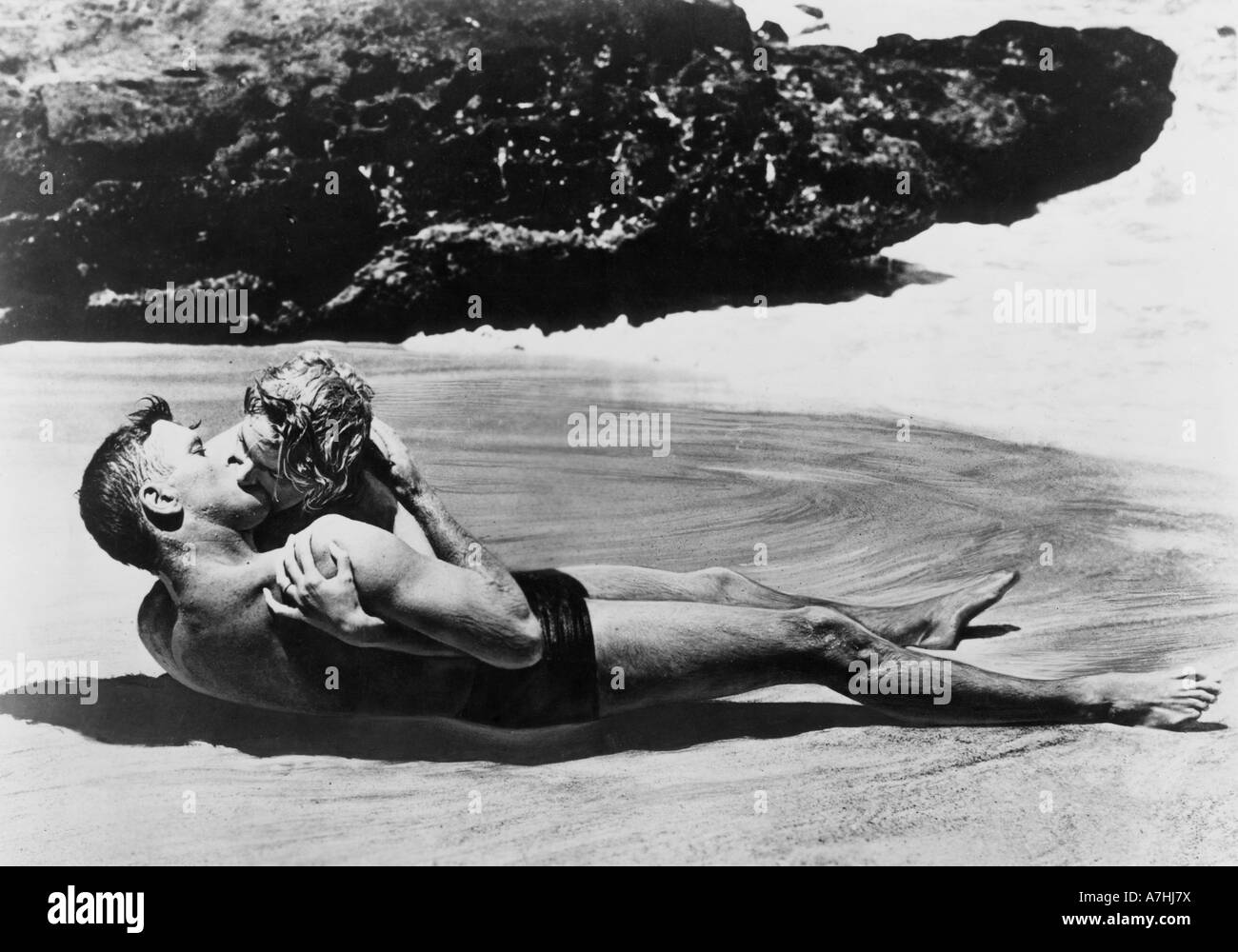 FROM HERE TO ETERNITY  1953 Columbia film Burt Lancaster and Deborah Kerr Stock Photo