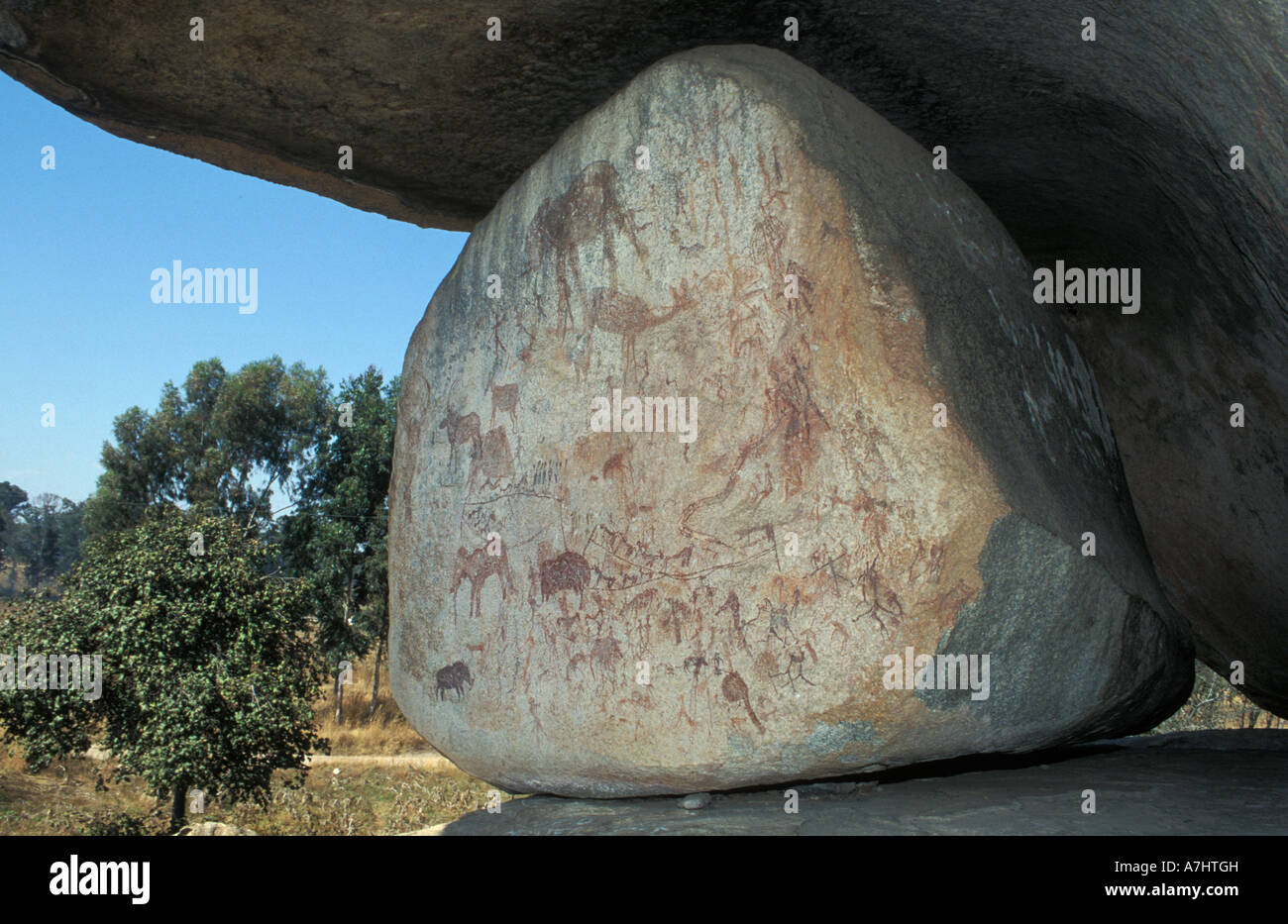 The Bridge Paintings Rock Paintings Near Harare Zimbabwe Stock Photo Alamy
