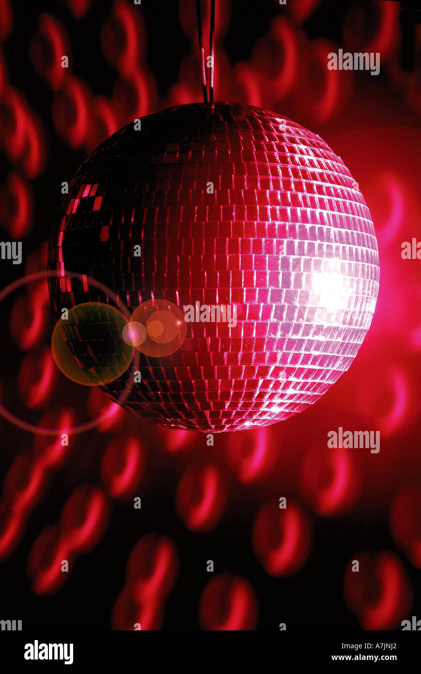 Glänzende Discokugel Im Sankt-Hut Stockbild - Bild von nachtklub, leuchten:  16292831