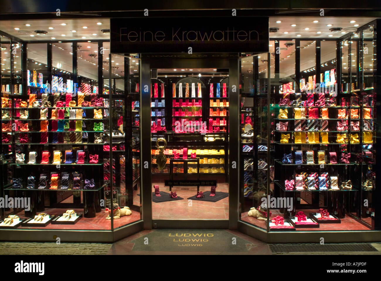 Maximilianstrasse shopping hires stock photography and images Alamy