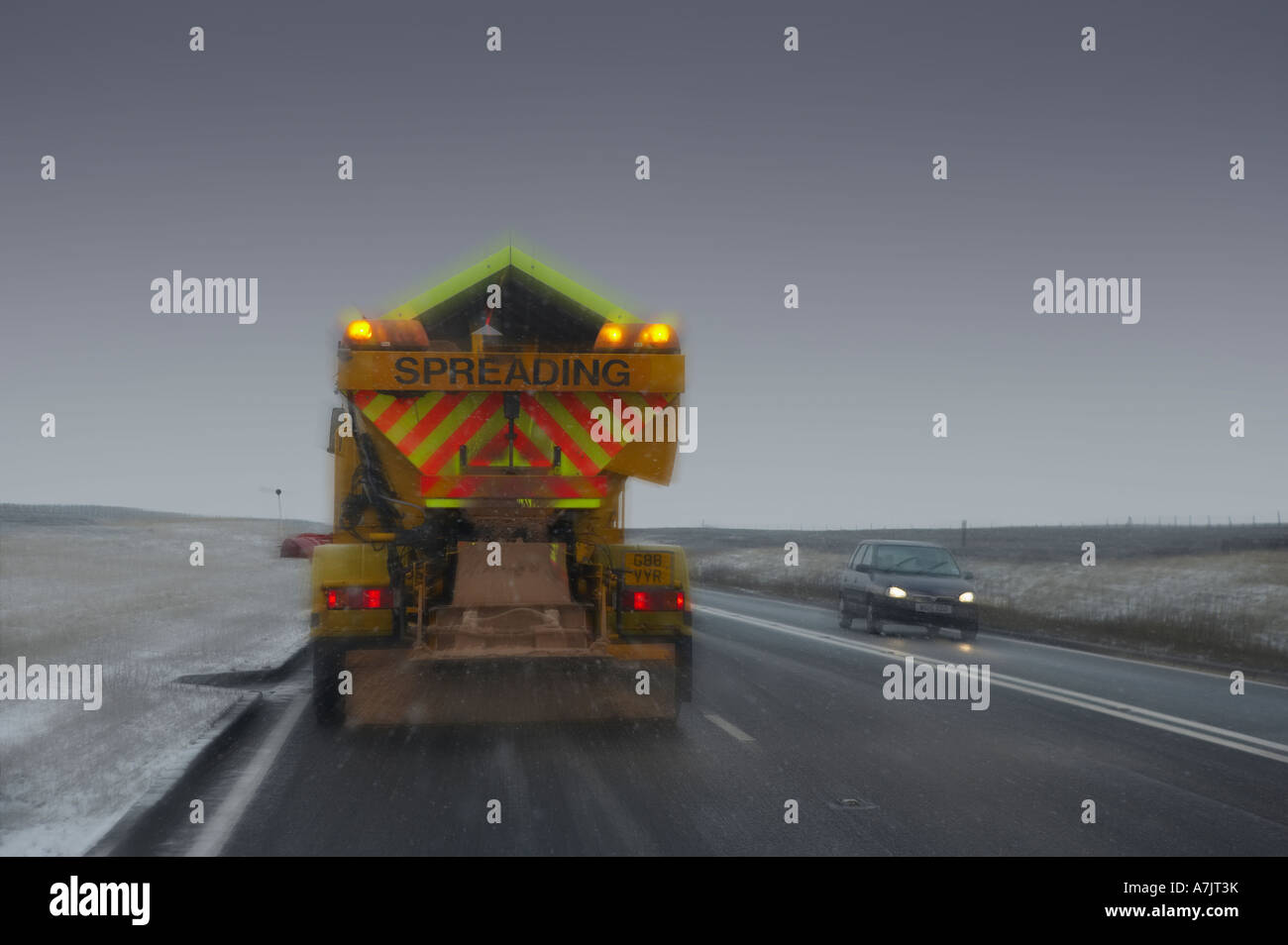 Gritting lorry spreading grit salt hires stock photography and images
