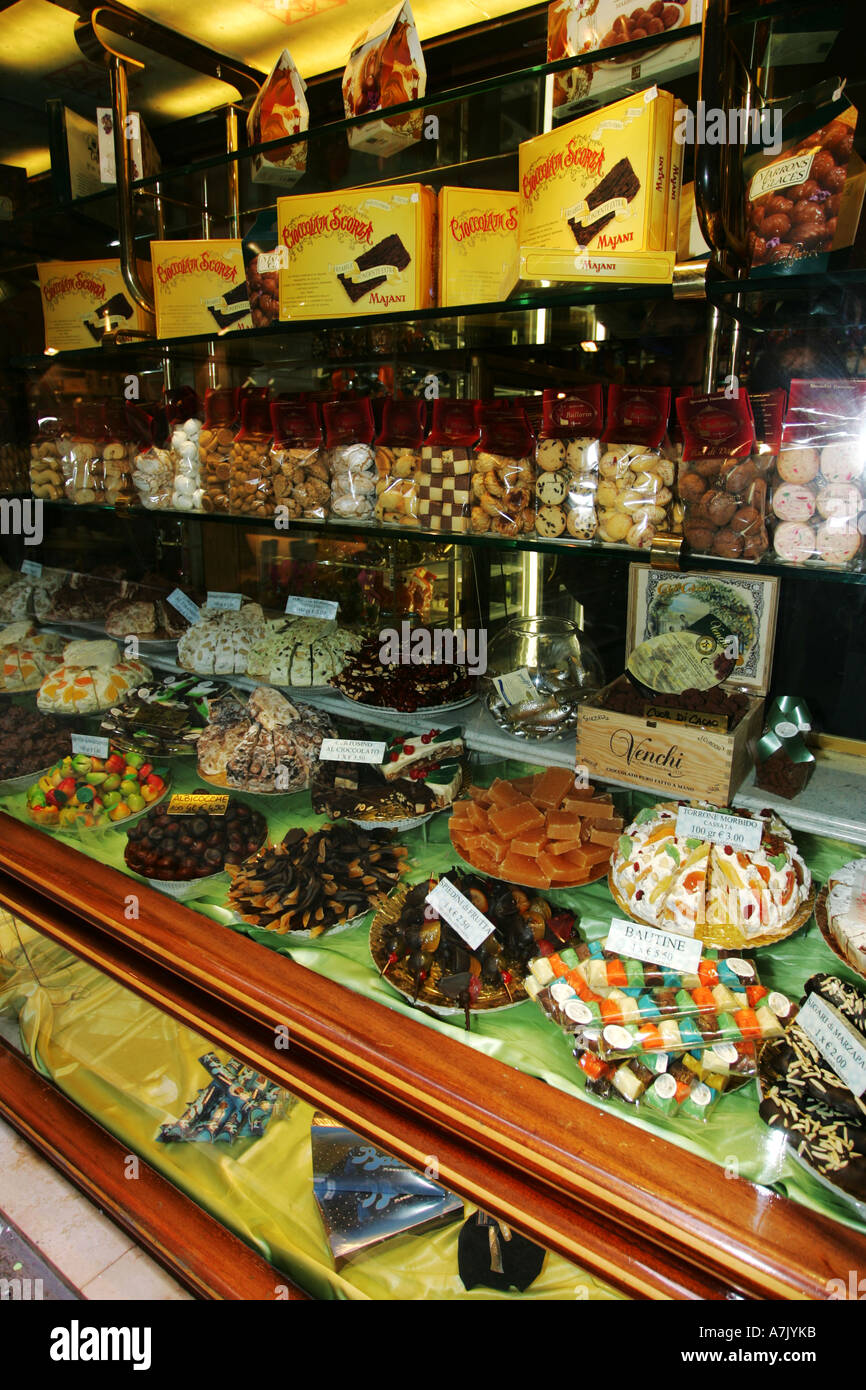 Delicious Italian cakes and pastries on display in this Venice bakery