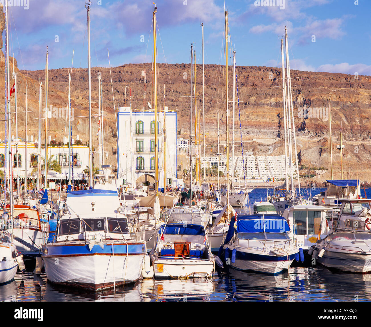 Marina de puerto de mogan hi-res stock photography and images - Alamy