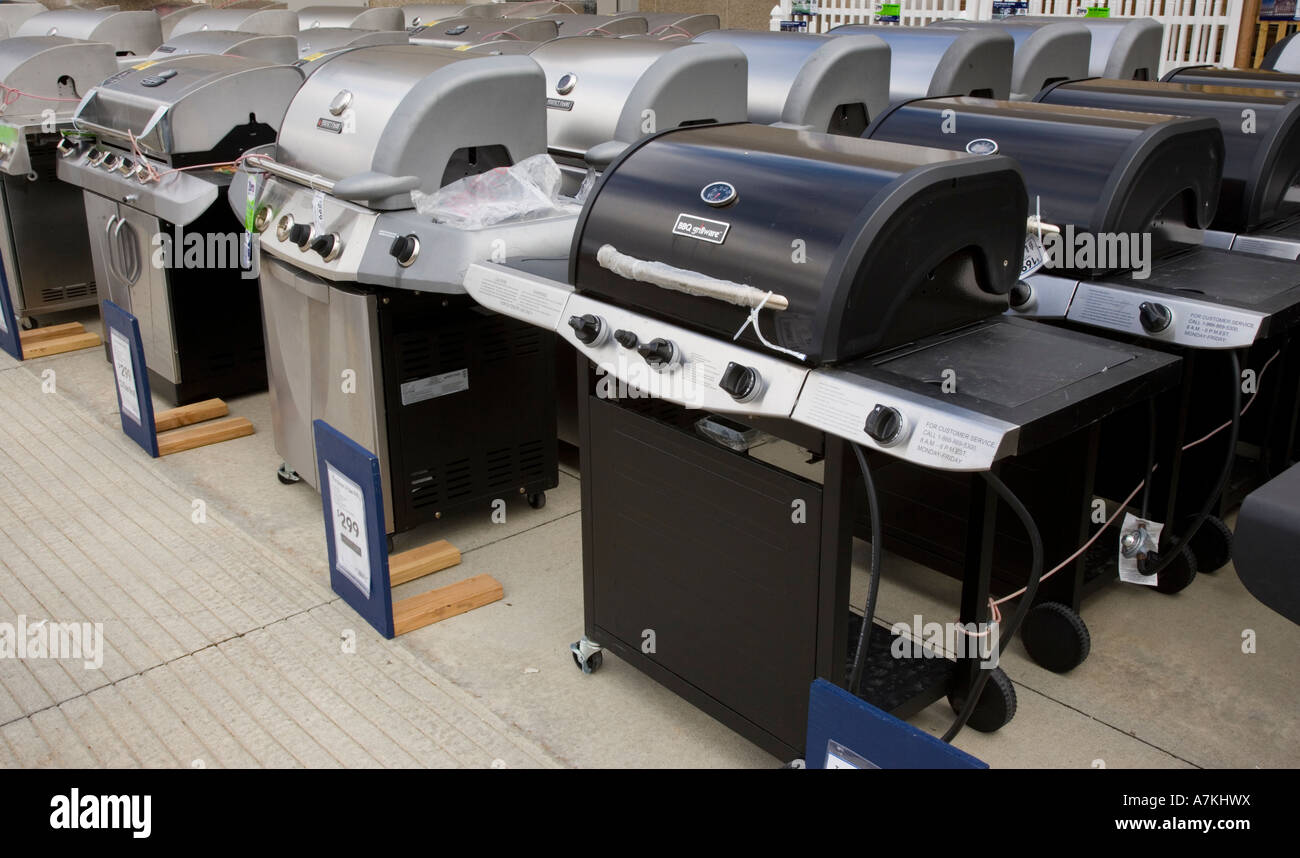 Grills for sale at a home center Stock Photo Alamy