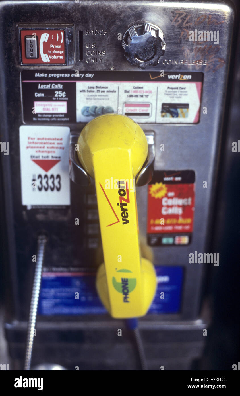 A Verizon New York phone box Stock Photo Alamy