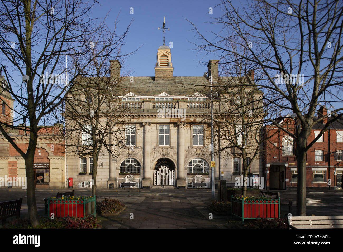 Municipal building crewe uk hires stock photography and images Alamy