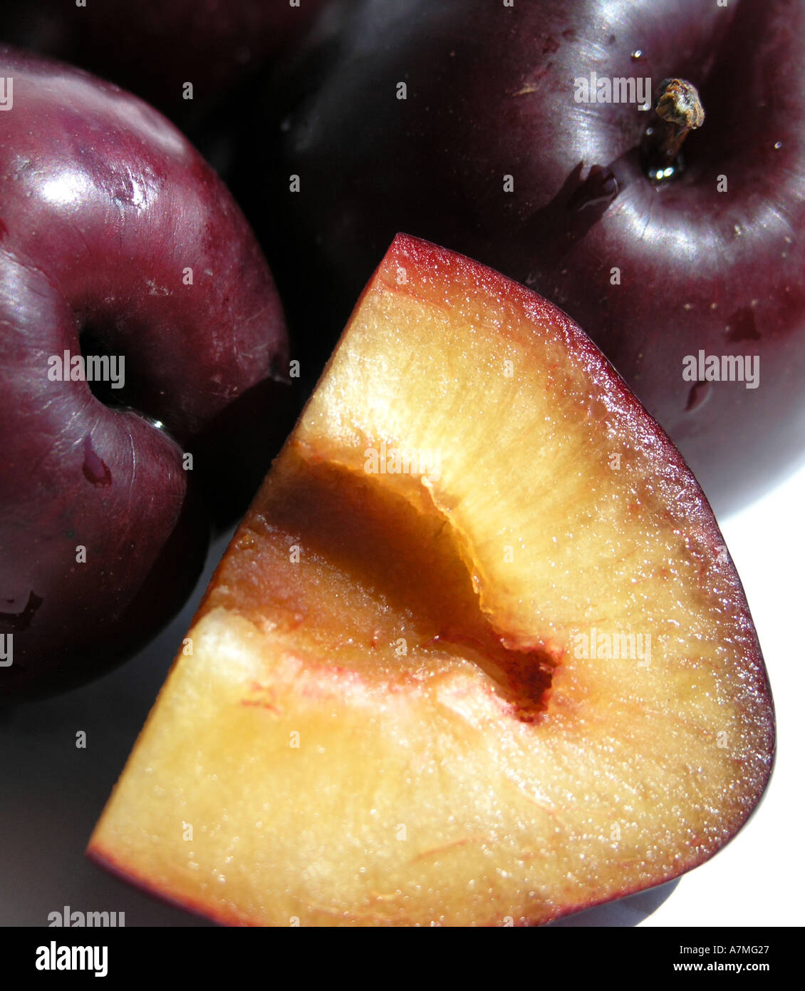 Fresh Victoria plums Stock Photo Alamy