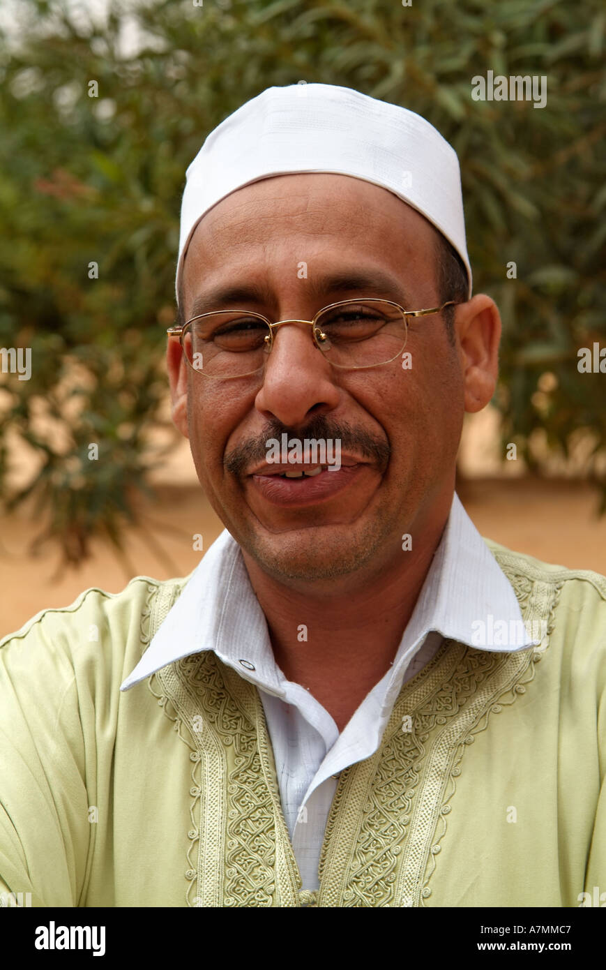 Libyan Man Hi Res Stock Photography And Images Alamy