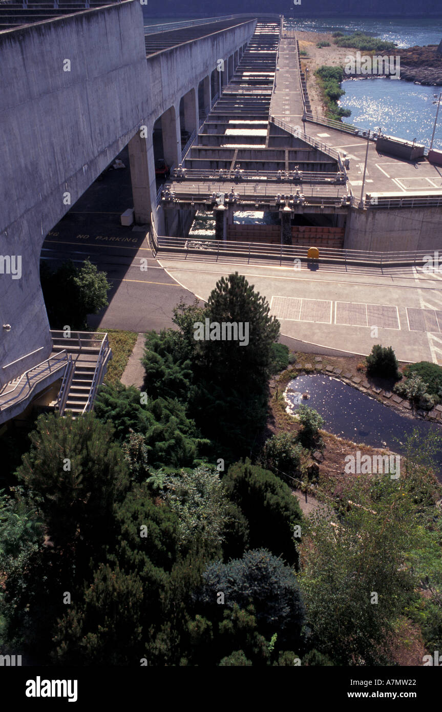 USA, Lewis and Clark Trail, Oregon, The Dalles, The Dalles Lock and Dam