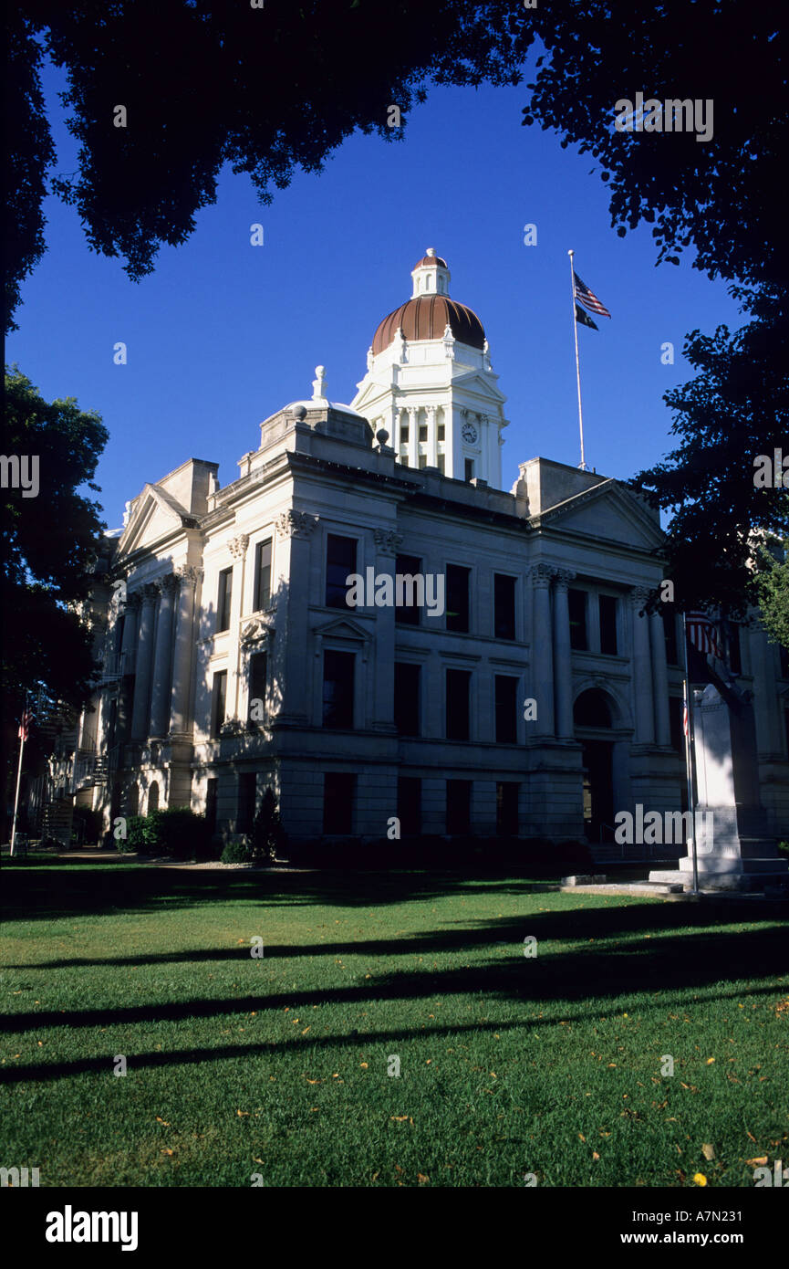 Courthouse with dome in Seward Nebraska Stock Photo Alamy