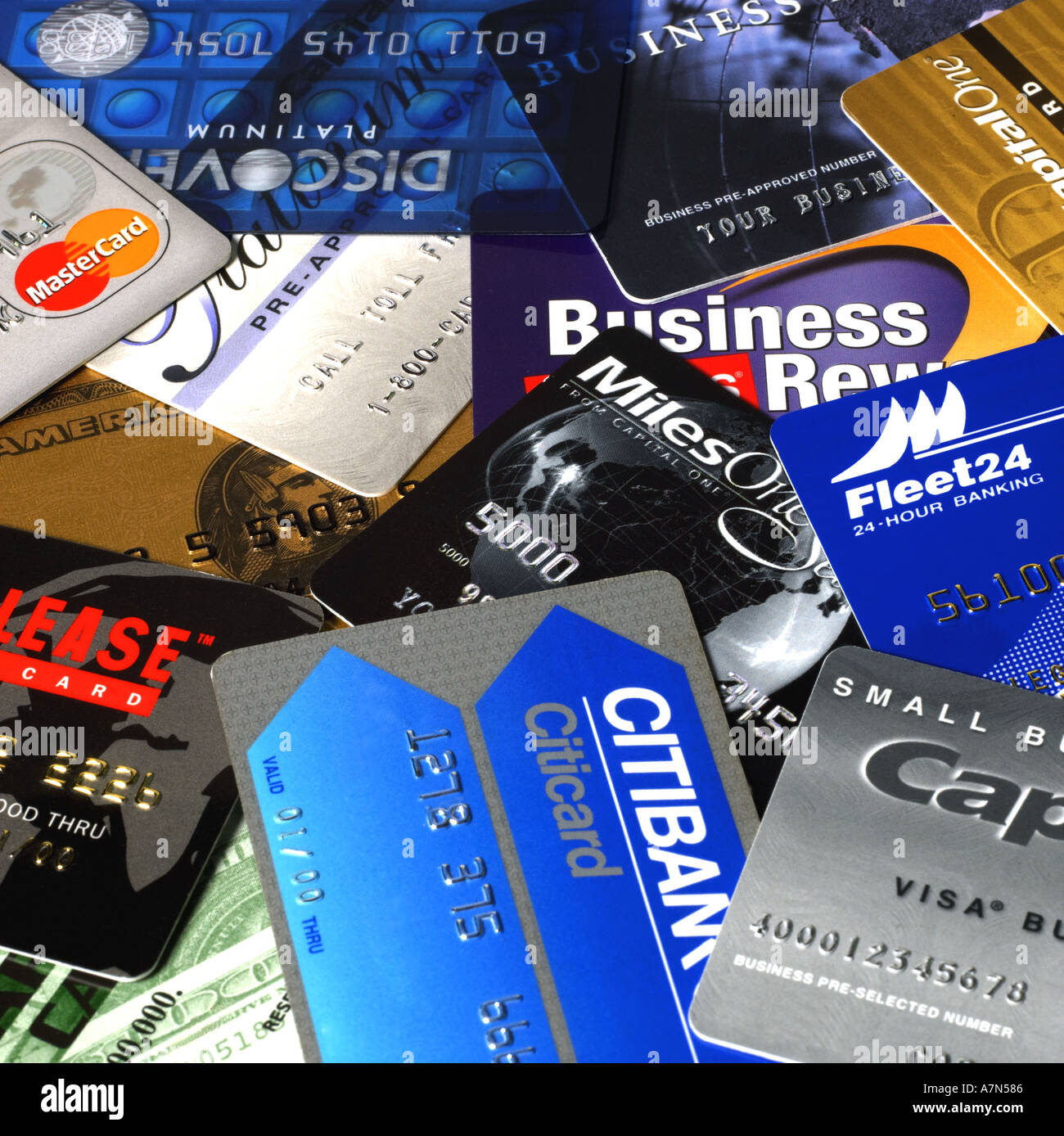 Credit cards hi-res stock photography and images - Alamy