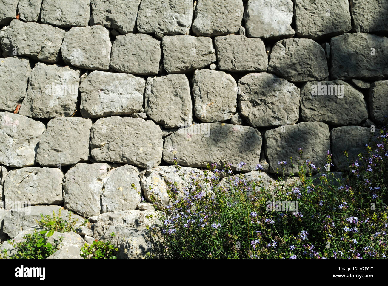 historische Trockenmauer Kotor Montenegro Crna Gora historic drywall Kotor Montenegro Crna Gora Stock Photo