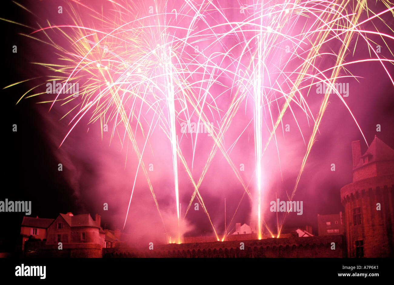 France, Morbihan, Vannes, fireworks celebrating the end of the Fetes d' Arvor (Arvor traditional festival) Stock Photo