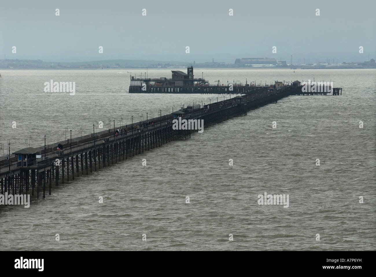 THE PIER AND FUN FAIR AT SOUTHEND ON SEA ESSEX ENGLAND THE LONGEST PIER