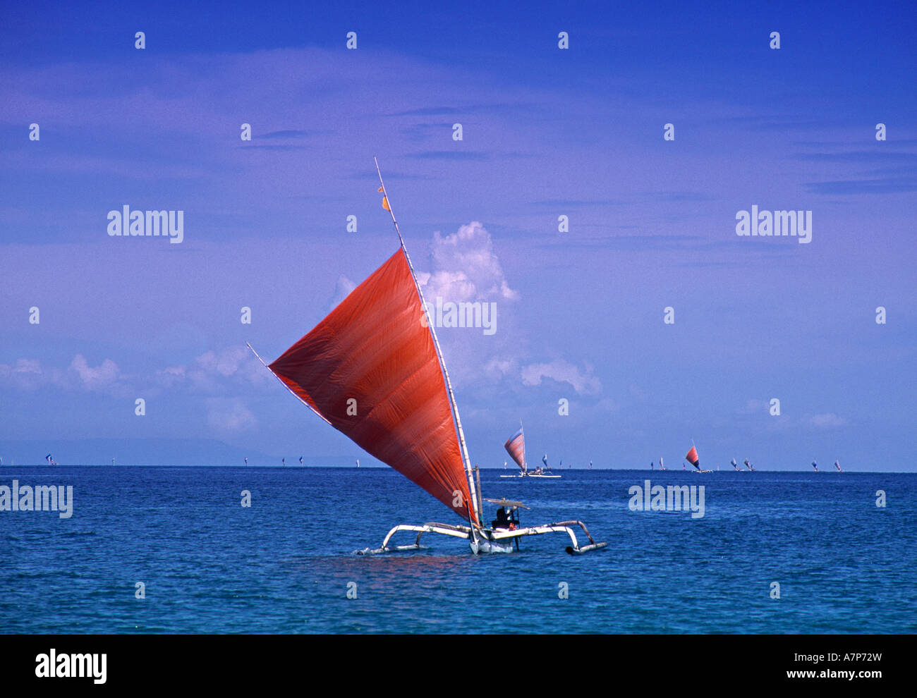 Asian sailing boats hi-res stock photography and images - Alamy
