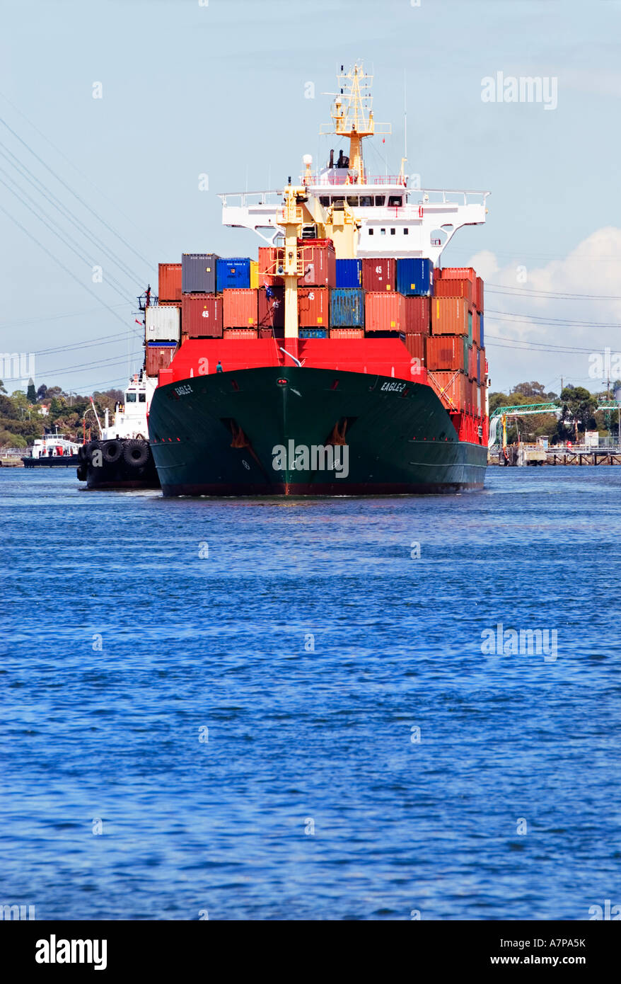 Shipping Industry / A container ship arrives in the "Port of Melbourne