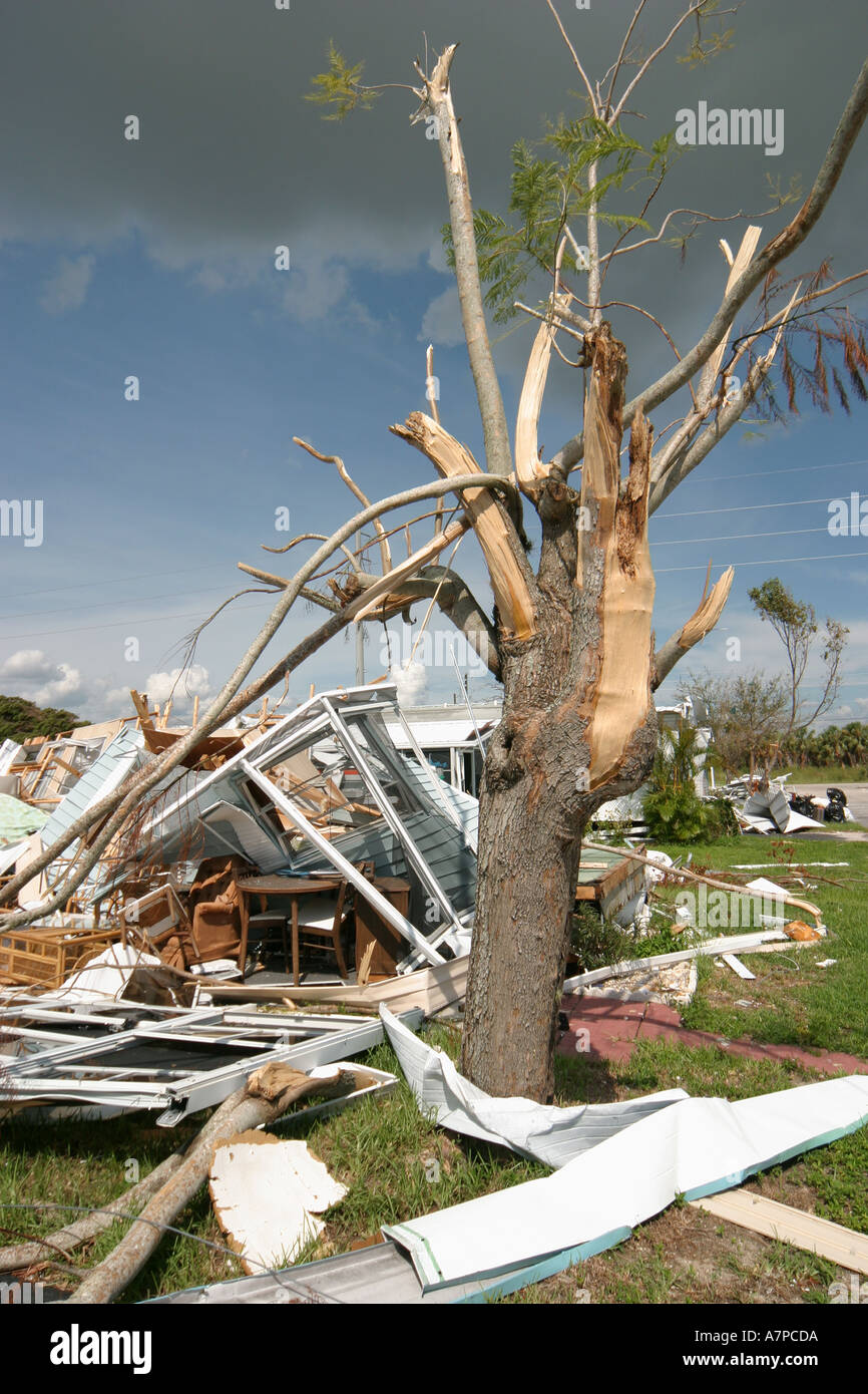 Florida,Charlotte County,Punta Gorda,mobile home motor trailer,RV