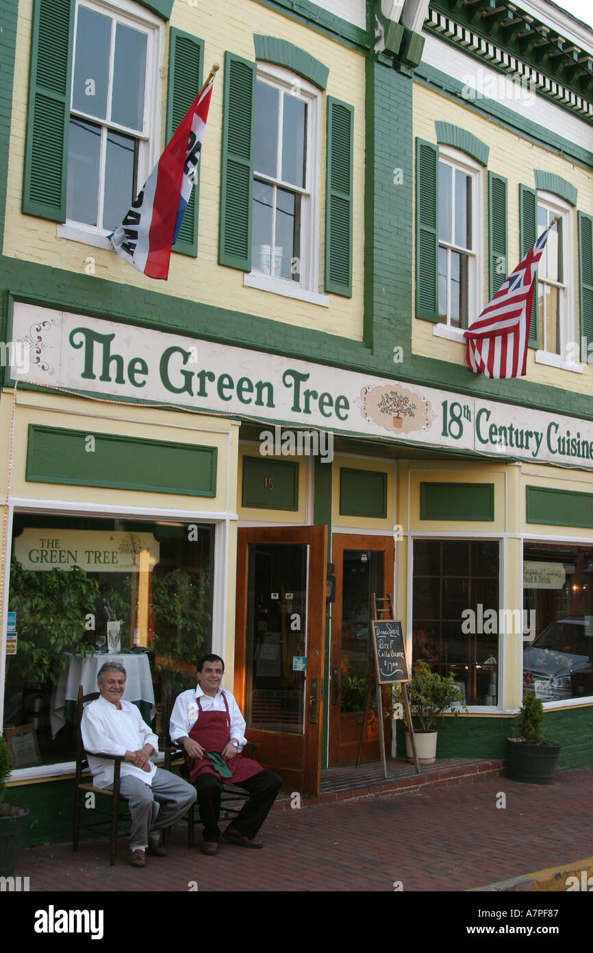 Leesburg Virginia,Loudoun County,South King Street,The Green tree trees,wood,plant,flora,restaurant restaurants food dining eating out cafe cafes bist Stock Photo