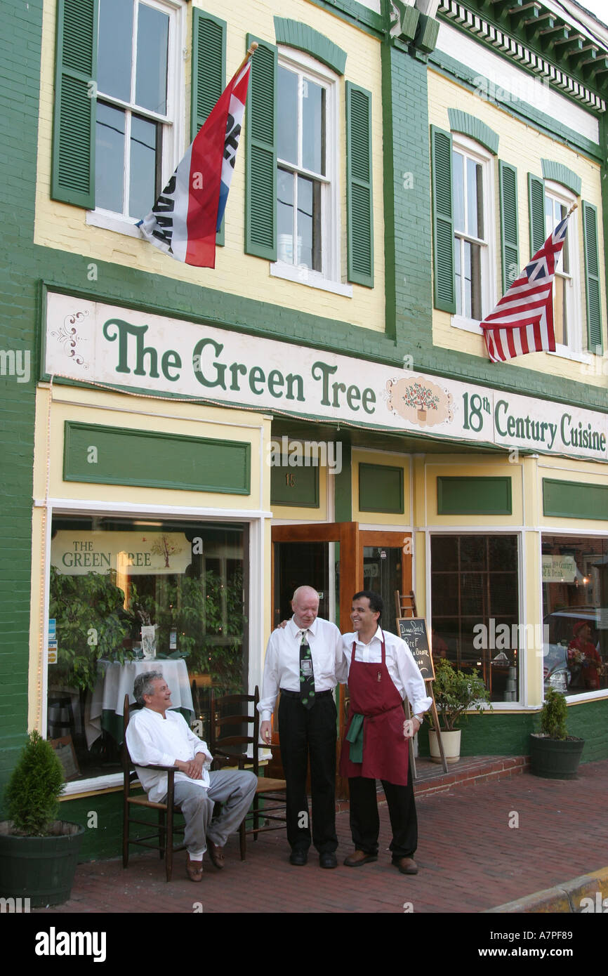 Leesburg Virginia,Loudoun County,South King Street,The Green tree trees,wood,plant,flora,restaurant restaurants food dining eating out cafe cafes bist Stock Photo