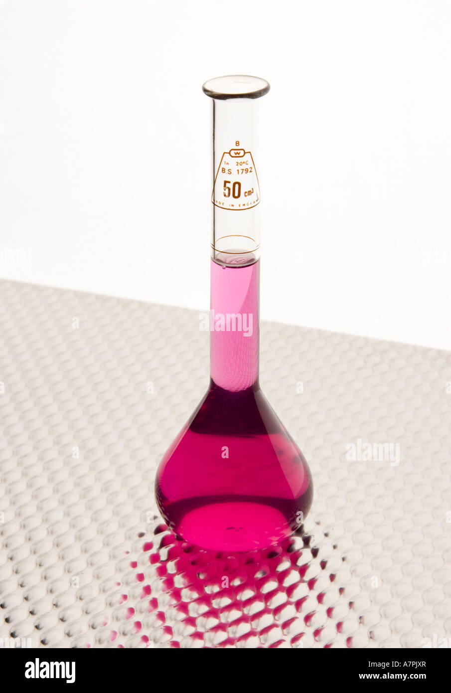 Measuring flask hires stock photography and images Alamy