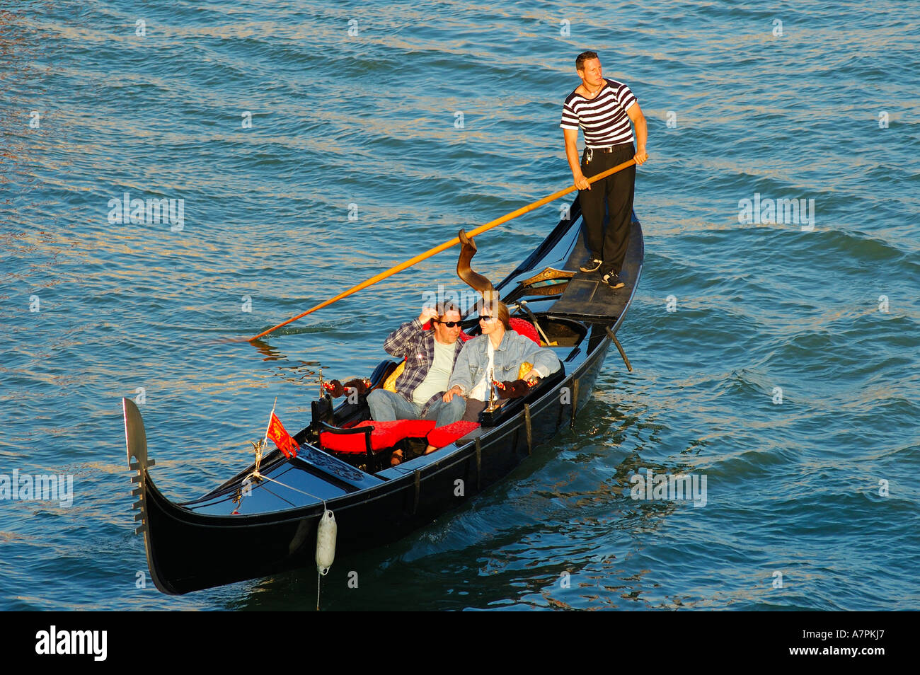 Gondolier tourist on canal hi-res stock photography and images - Alamy