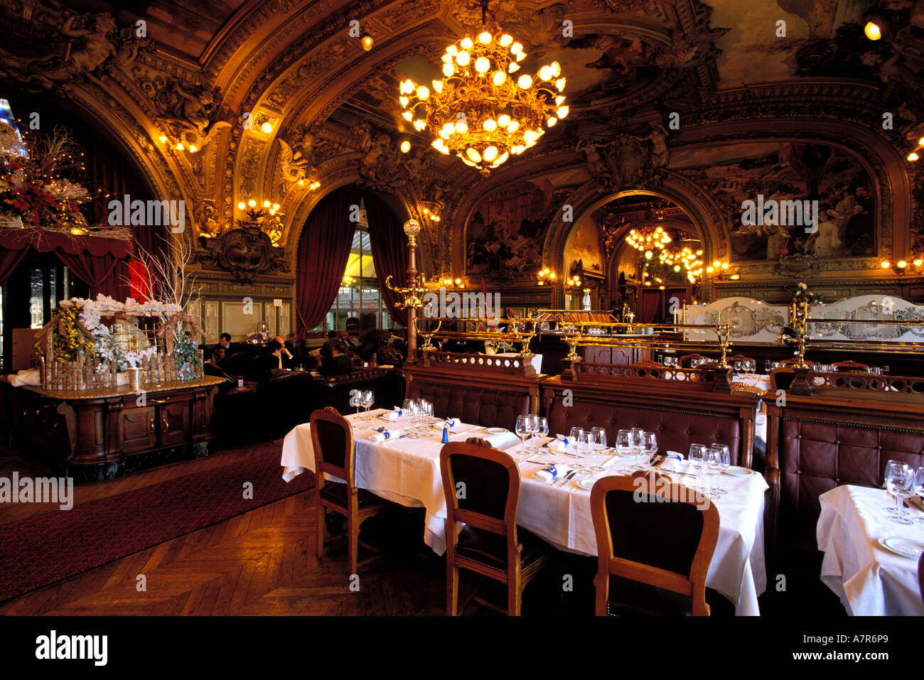 France, Paris, Train bleu restaurant in Gare de Lyon train station Stock Photo