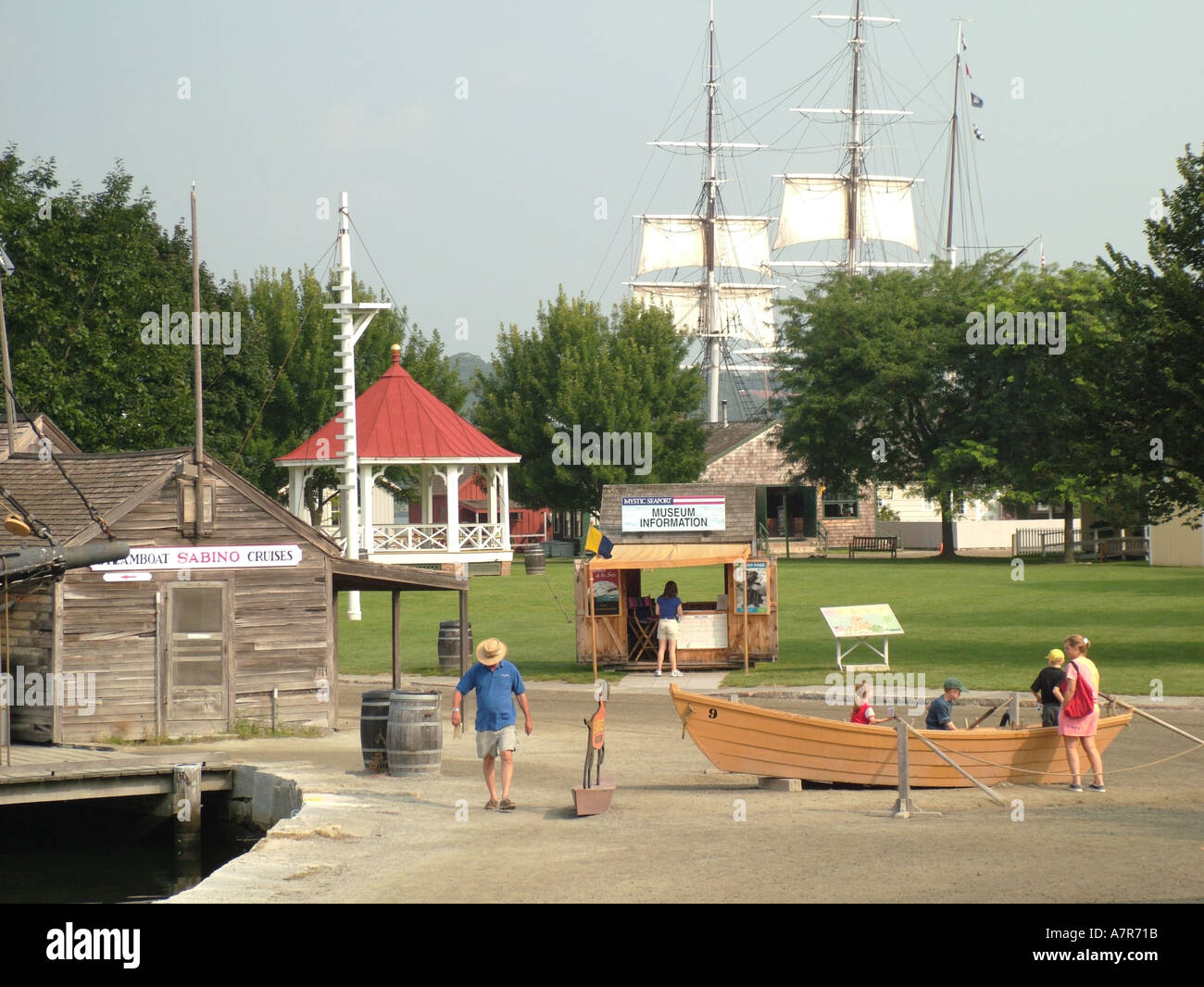 Mystic connecticut tall ships hires stock photography and images Alamy