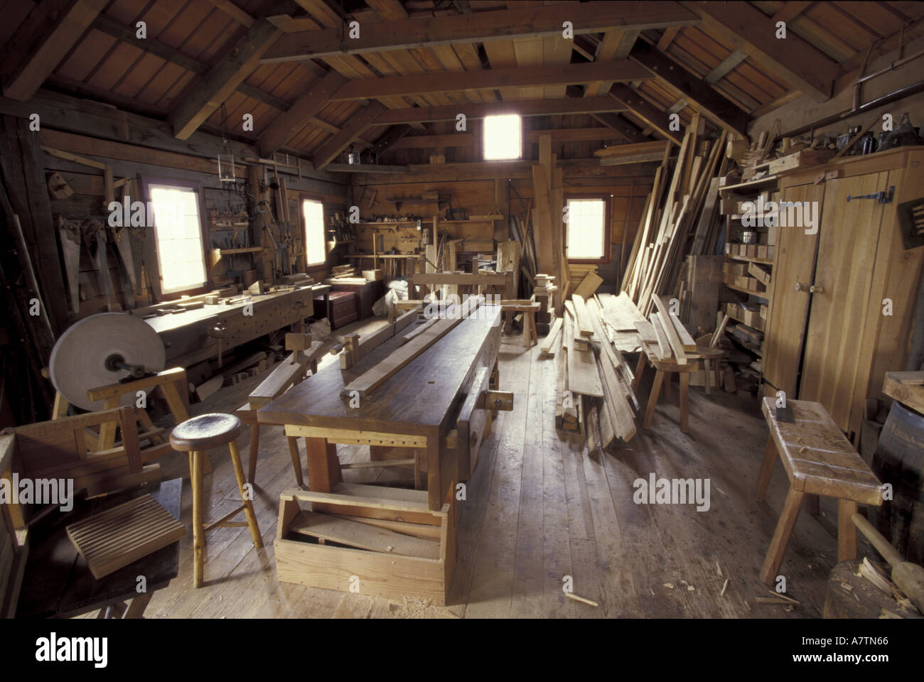 NA, USA, Washington, Vancouver, Ft. Vancouver NHS. Carpenter's shop Stock Photo Alamy