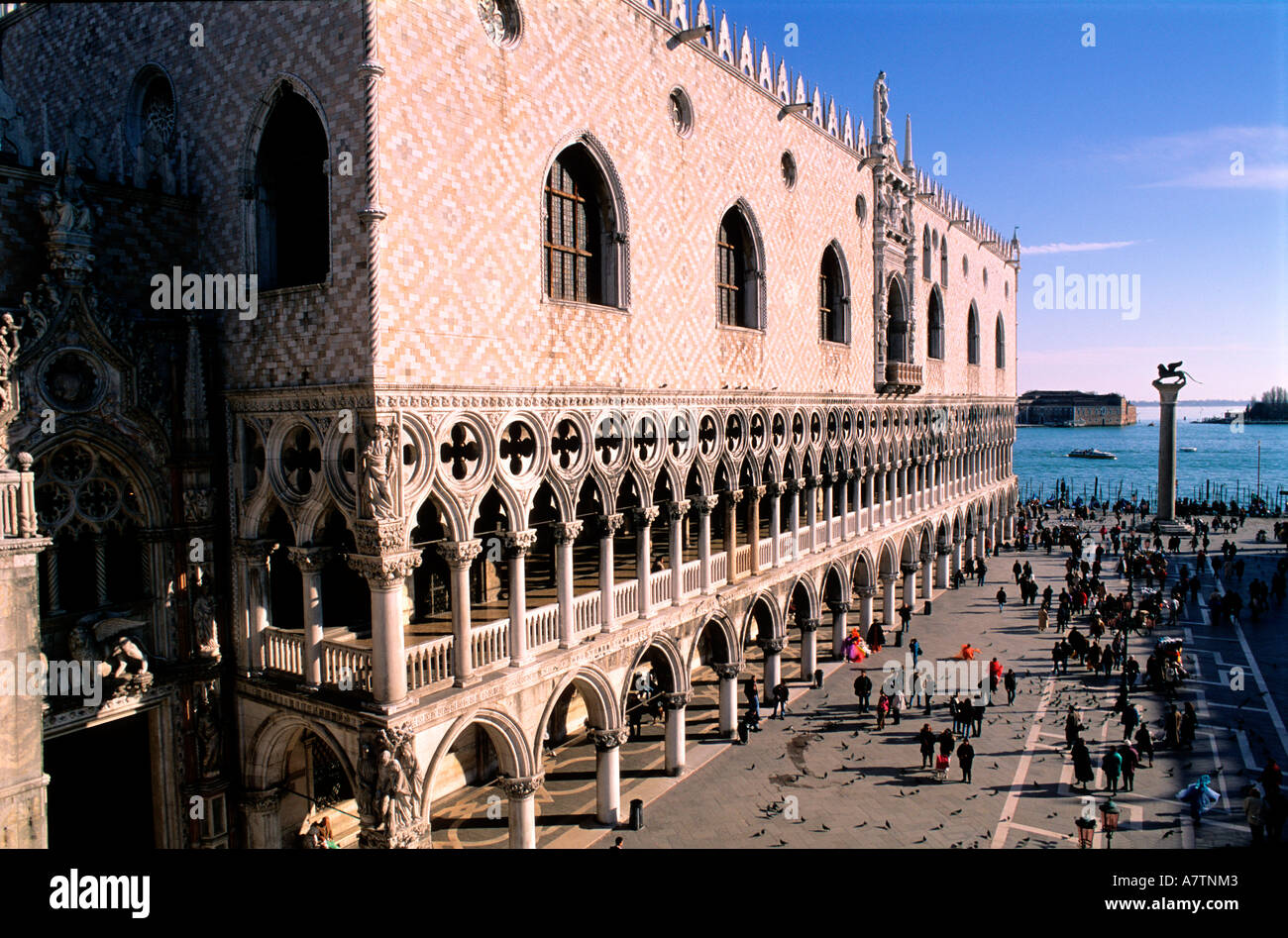 Palace of doges hi-res stock photography and images - Alamy