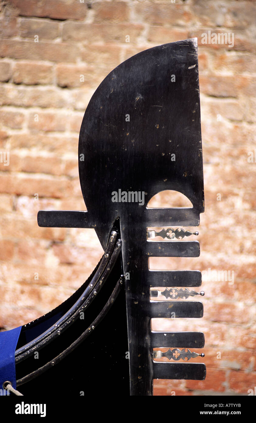 Prow of a gondola hi-res stock photography and images - Alamy