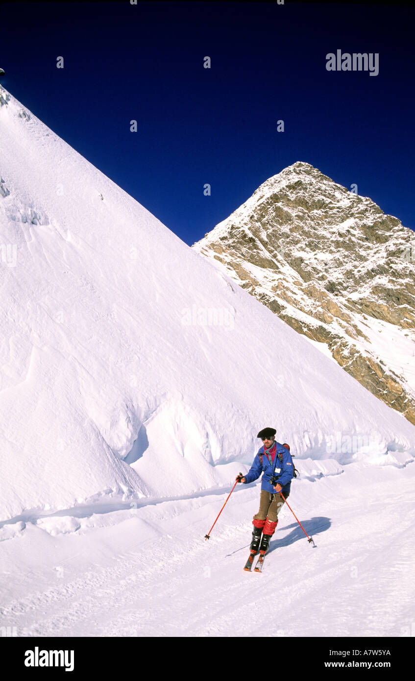 France, Hautes Pyrenees, skier in traditional cloths on the Cauterets piste Stock Photo