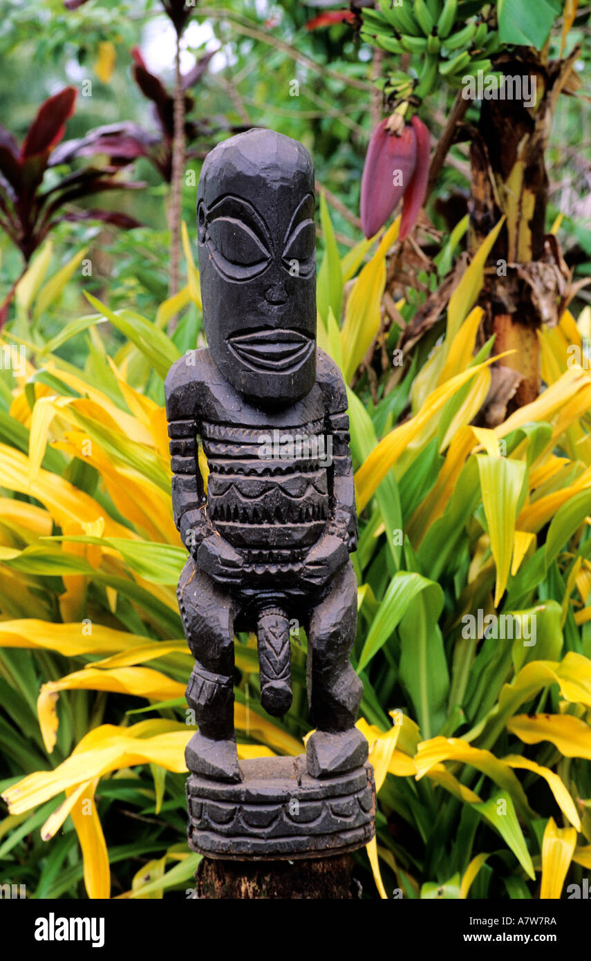 Cook Islands fertility god Tangora.  Tiki statues, Tiki totem, Polynesian  art