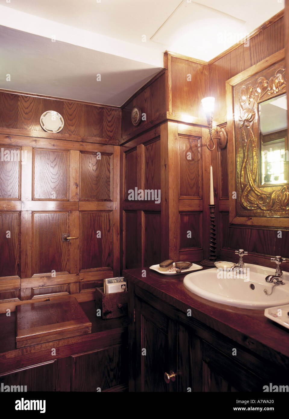 Wood Panelled Bathroom Stock Photo Alamy