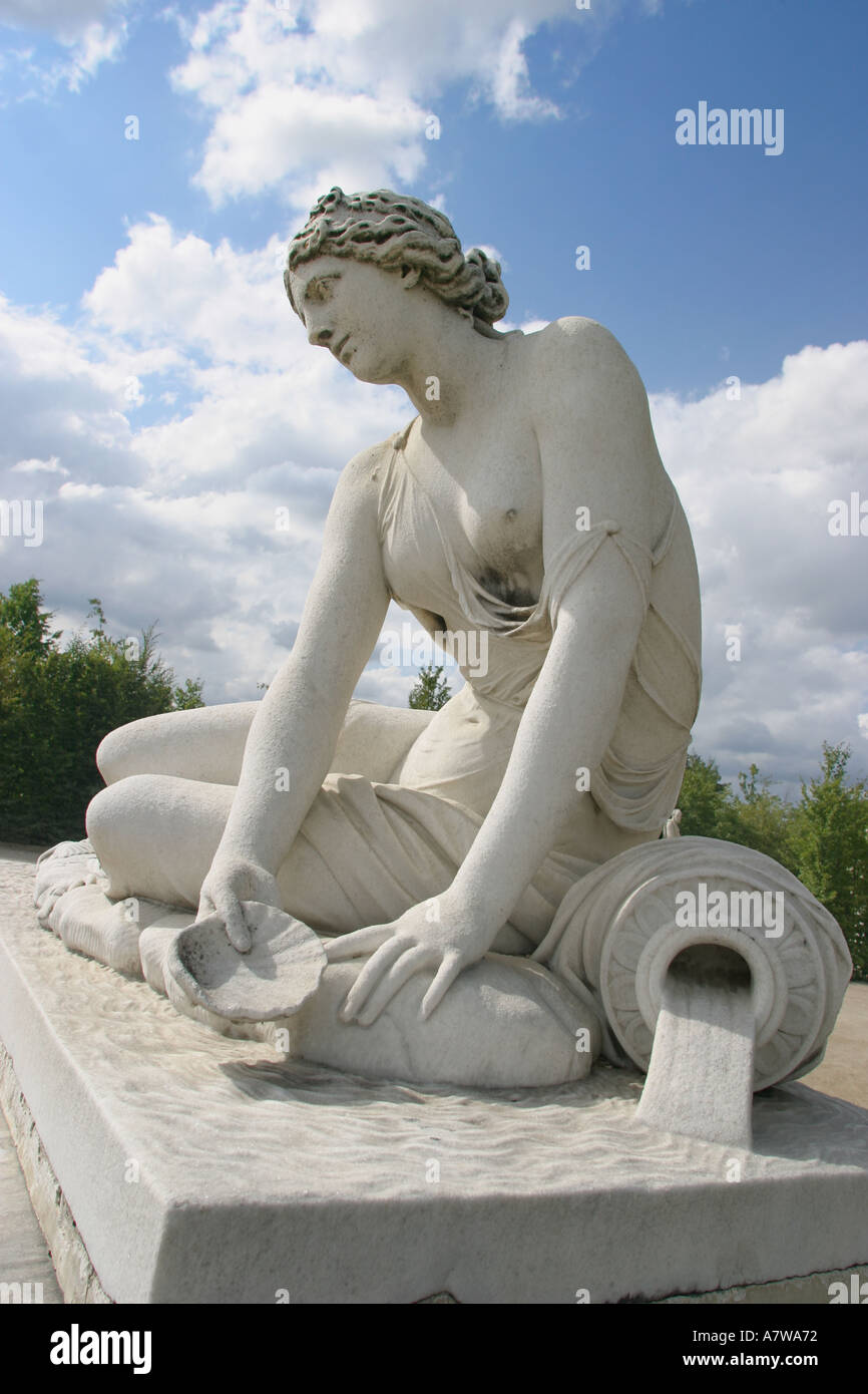 Statue in garden Stock Photo - Alamy