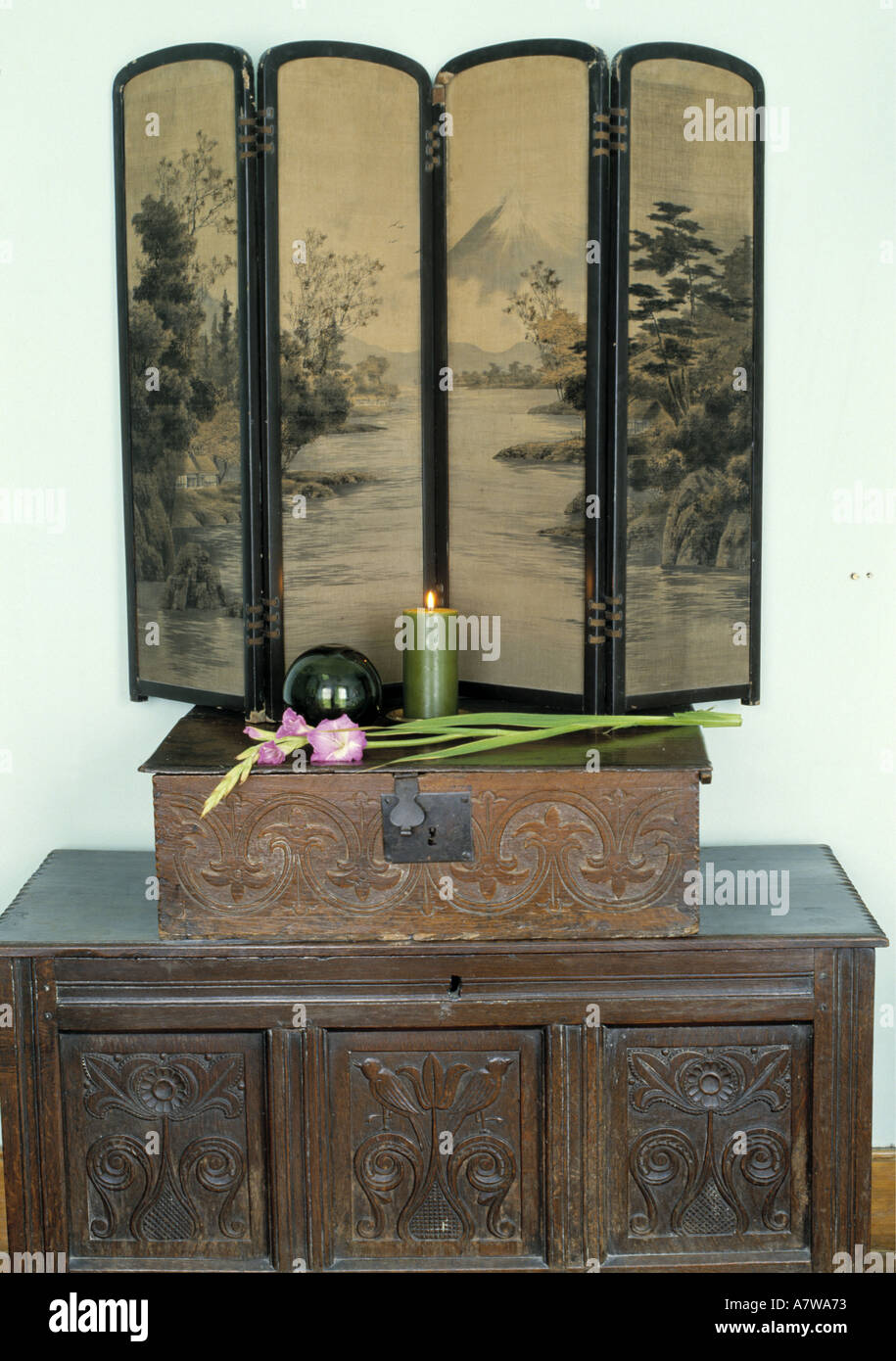 Chinese folding screens hires stock photography and images Alamy