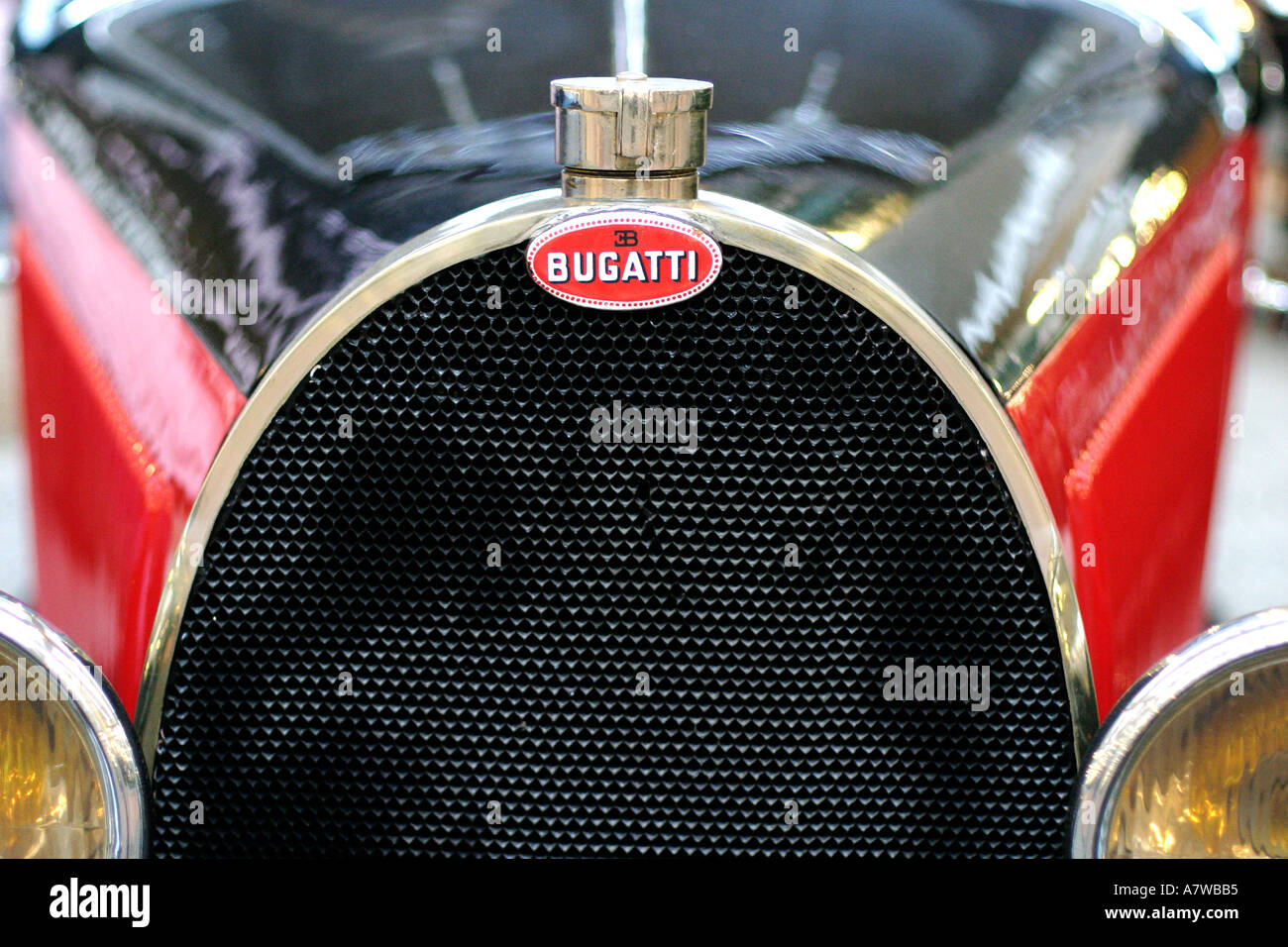 Bugatti car grill hi-res stock photography and images - Alamy