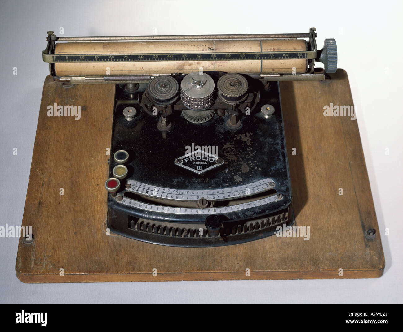 office, office equipment, typewriter, mechanical typewriter Frolio Type