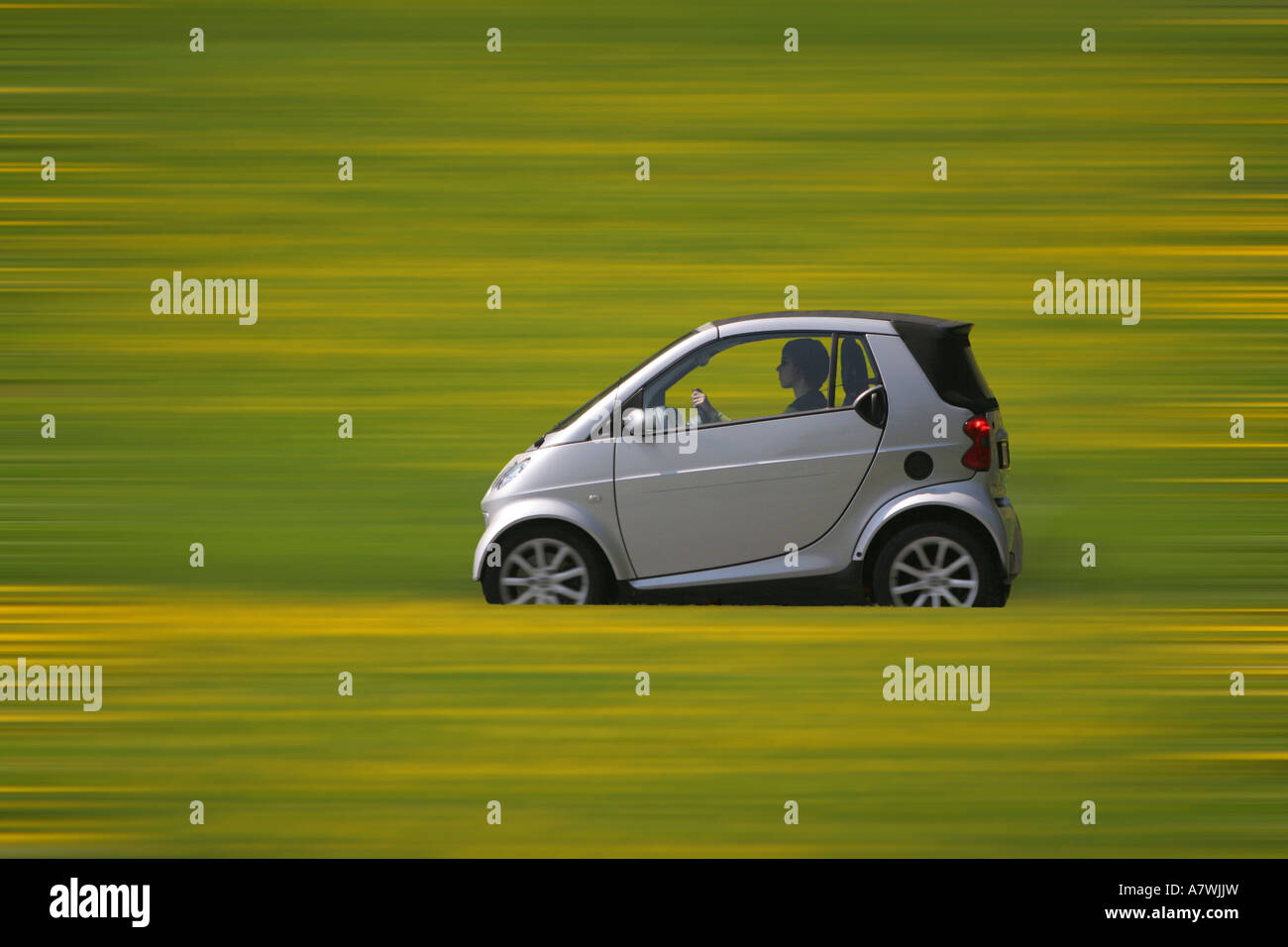 Smart cars smart cars speed hires stock photography and images Alamy
