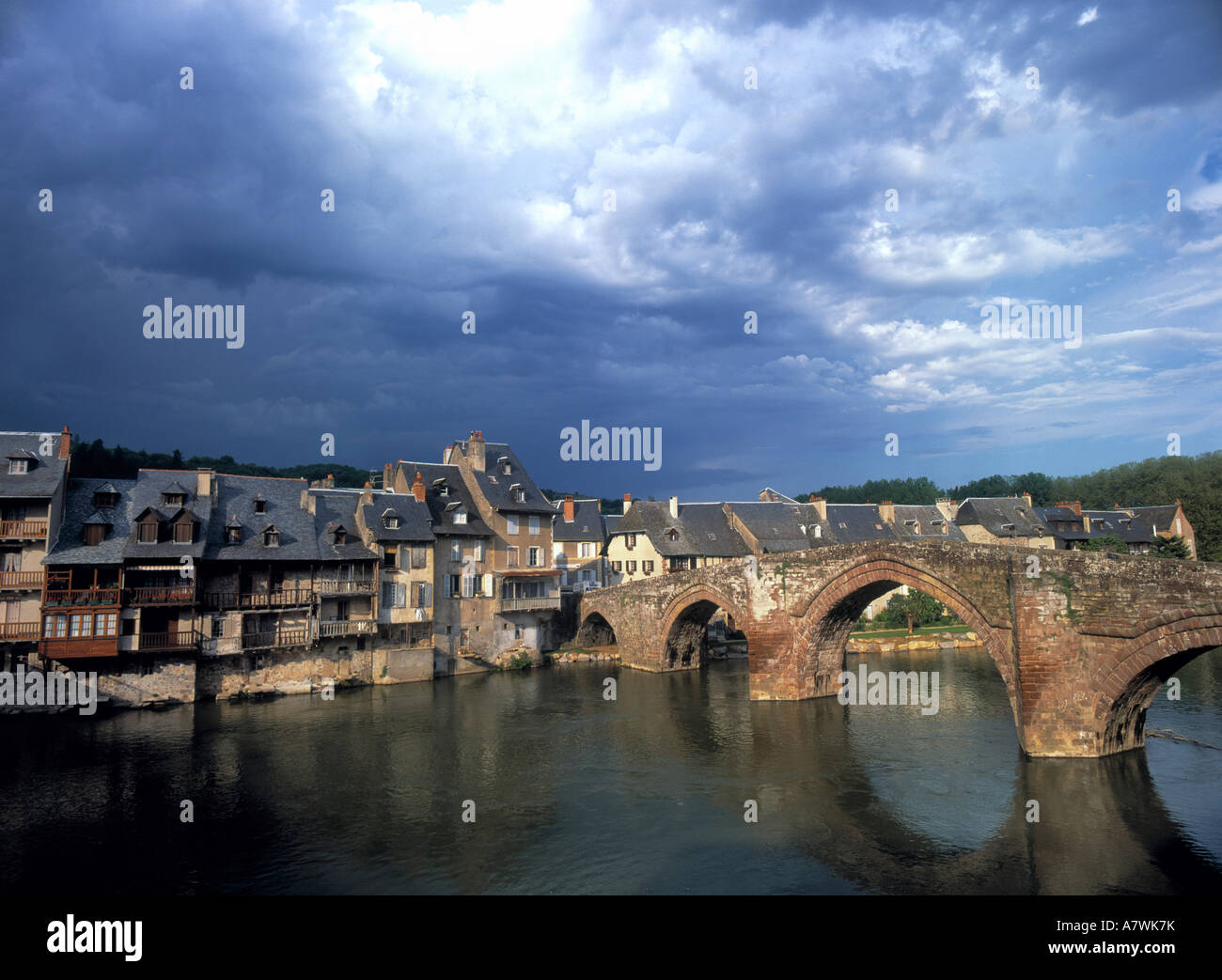 Bridge across river lot hi-res stock photography and images - Alamy