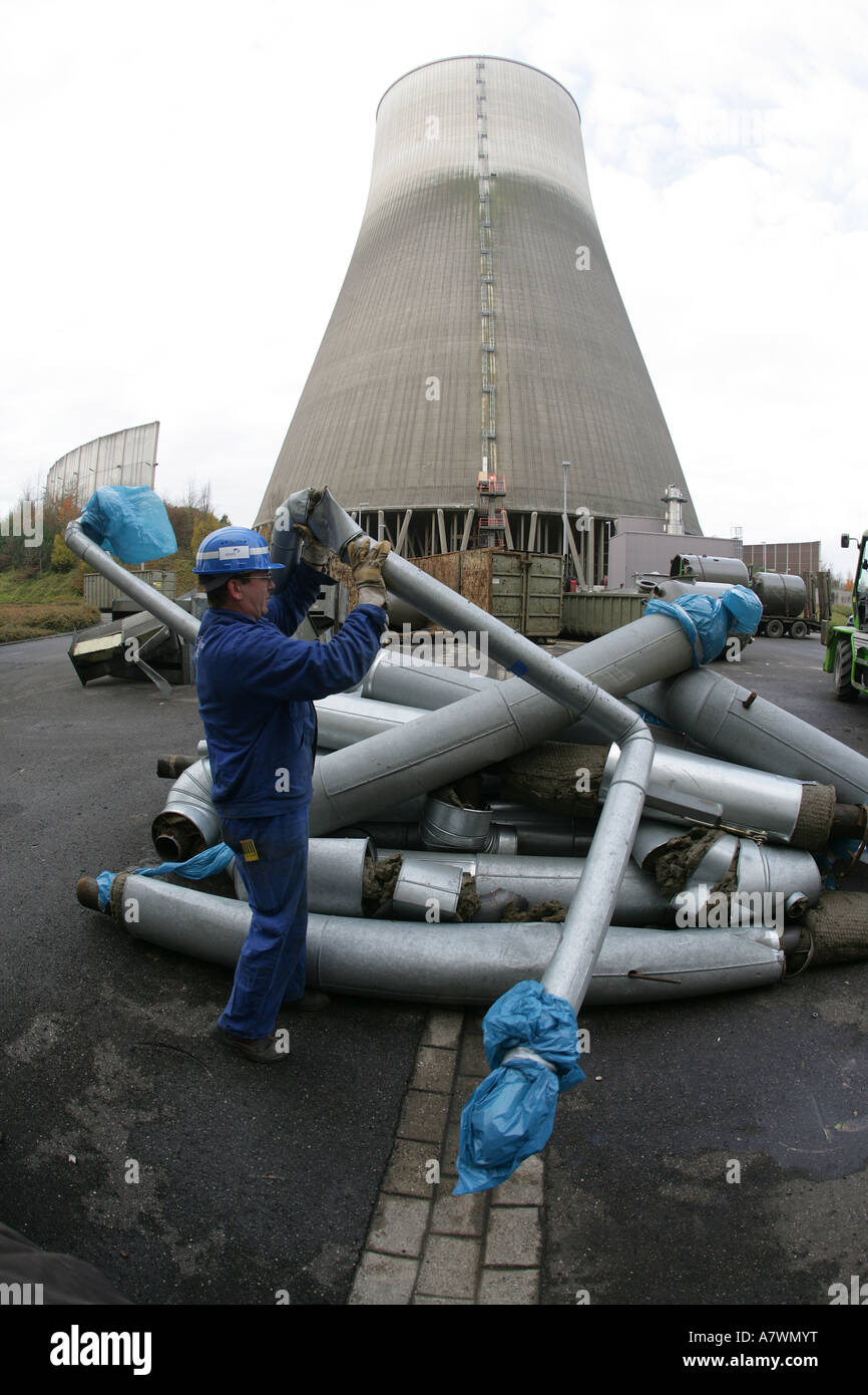 Works during the abridgement of the nuclear reactor in Muehlheim-Kaerlich, Rhineland-Palatinate, Germany Stock Photo