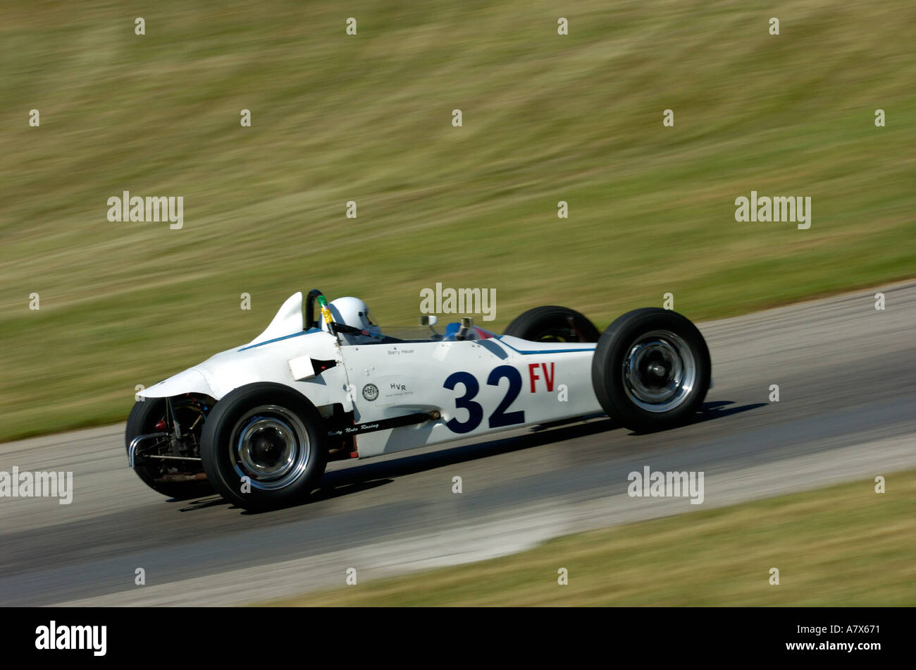 Barry Heuer races his 1969 Shark P69 Formula Vee car at the Vintage Grand Prix Au Grattan XVIII 2004 Stock Photo
