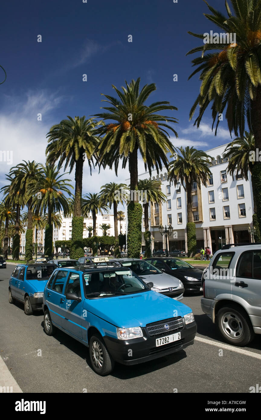 MOROCCO, Rabat: Rabat Ville Nouvelle/New Town, Petit Taxis, Avenue Mohammed V Stock Photo