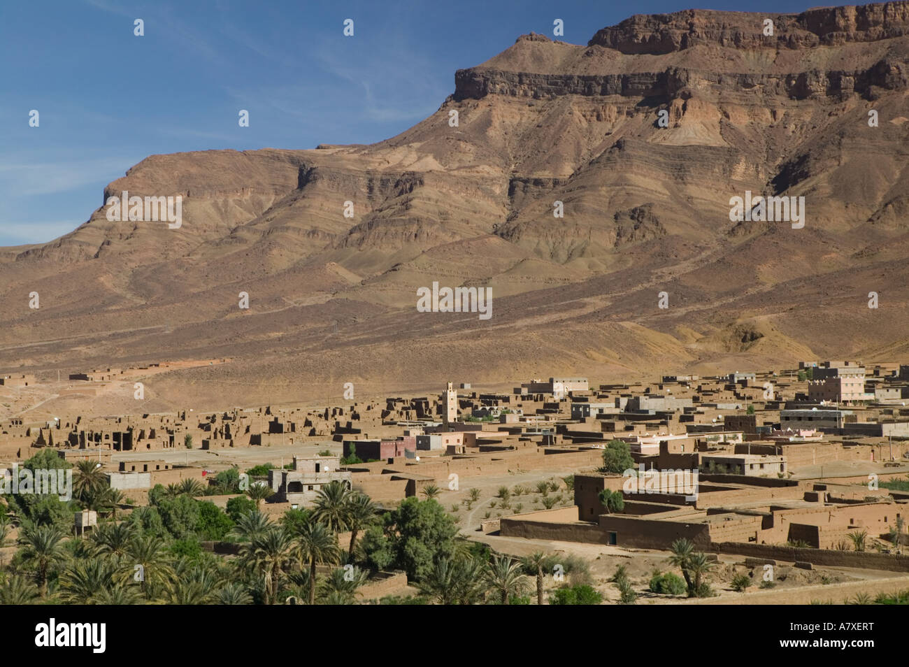 MOROCCO, Draa Valley, AGDZ: Draa Valley Town View with mountains Stock Photo