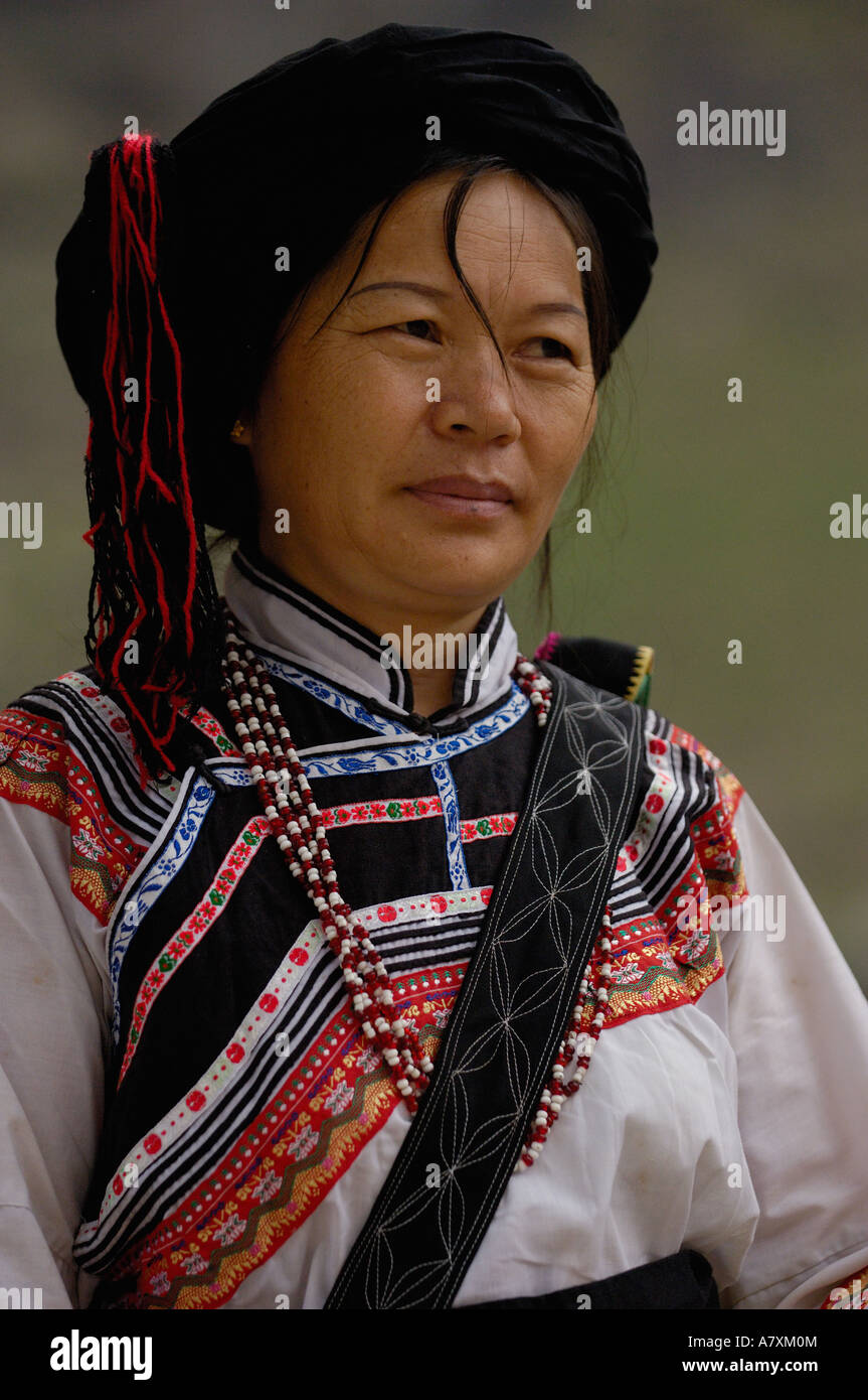 Hua Lisu ethnic minority woman. near Lushui. Lishui County. Yunnan Province. CHINA Stock Photo