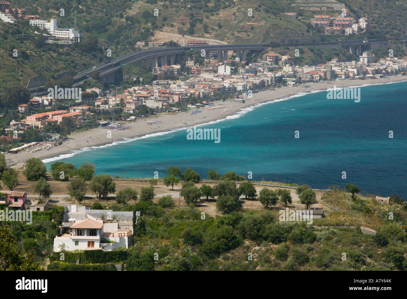 ITALY, Sicily, TAORMINA: View of the LETOJANNI resort waterfront Stock Photo