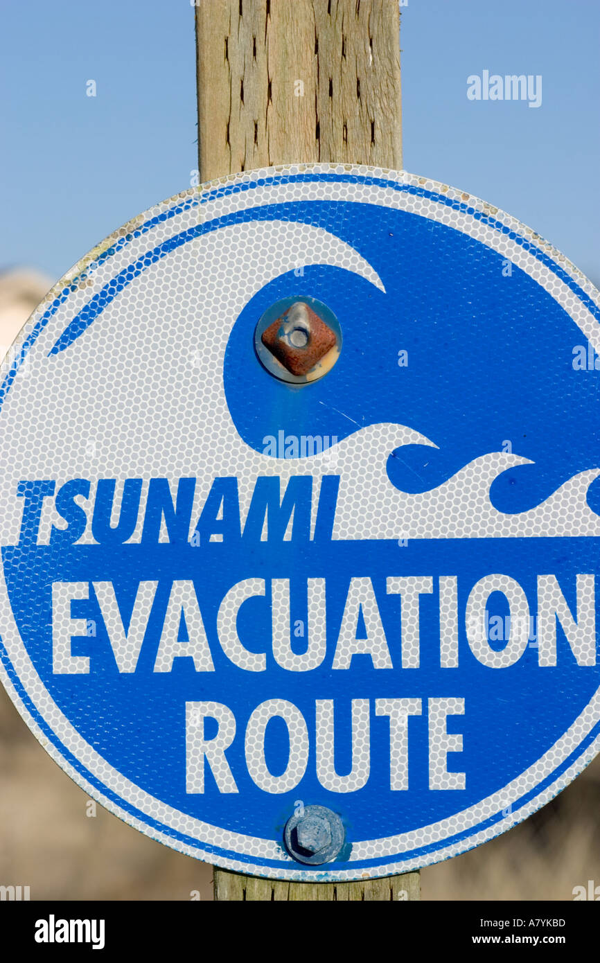 Tsunami warning waldport oregon