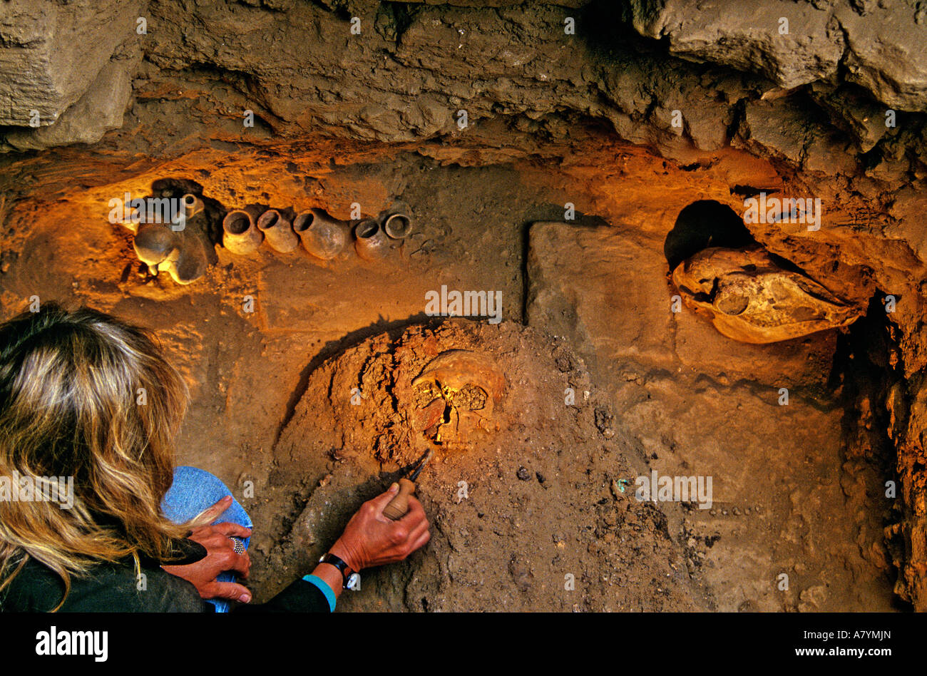 Moche, Burials, Huaca Dos CabezasJecetepeque,Alana CordyCollins,Mummy