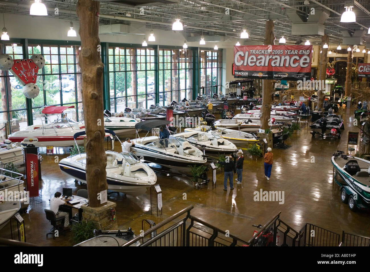 USA, Missouri, Springfield, Bass Pro Shops Outdoor World, Indoor Boat  Showroom Stock Photo - Alamy