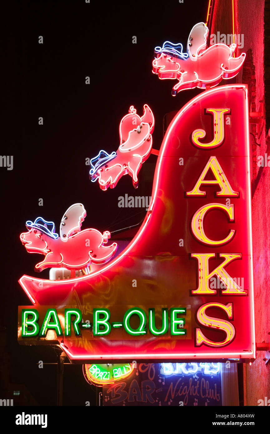 USA, Tennessee, Nashville: Lower Broadway Area, Neon Sign for Jack's BBQ  Restaurant Stock Photo - Alamy